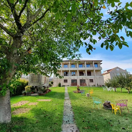 Apart-hotel Ria De Aldan